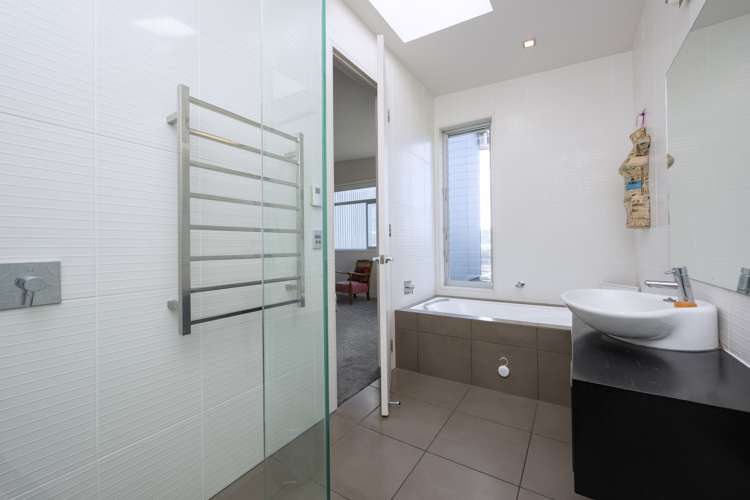 10 Barrister Avenue Mount Roskill_15