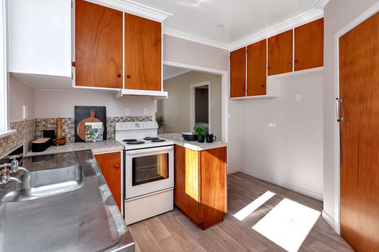 13 Mair Street Regent_10