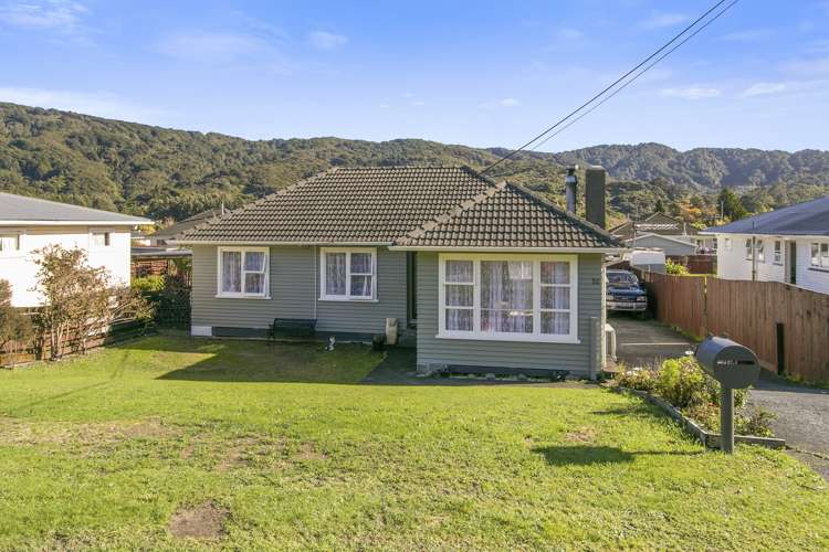 52 Coast Road Wainuiomata_16
