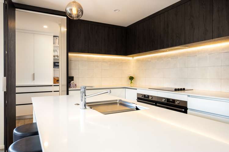 12 Rehua Place Waiwhakaiho_10