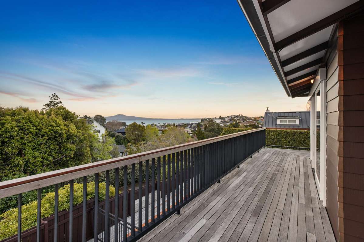 28 Fern Glen Road North_5