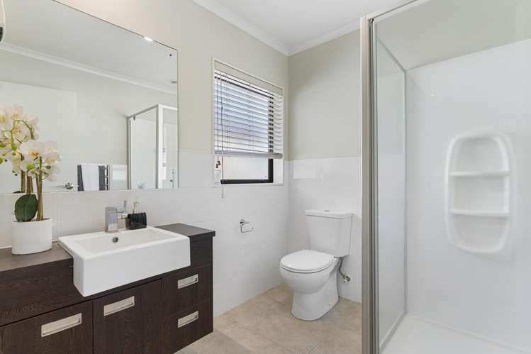 12 Valderama Drive Flat Bush_22