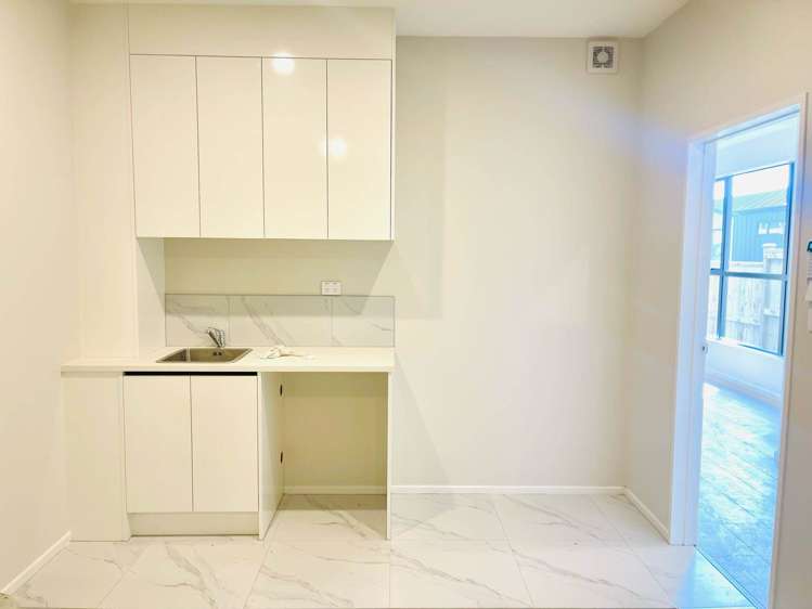 45B Hermitage Street Flat Bush_9
