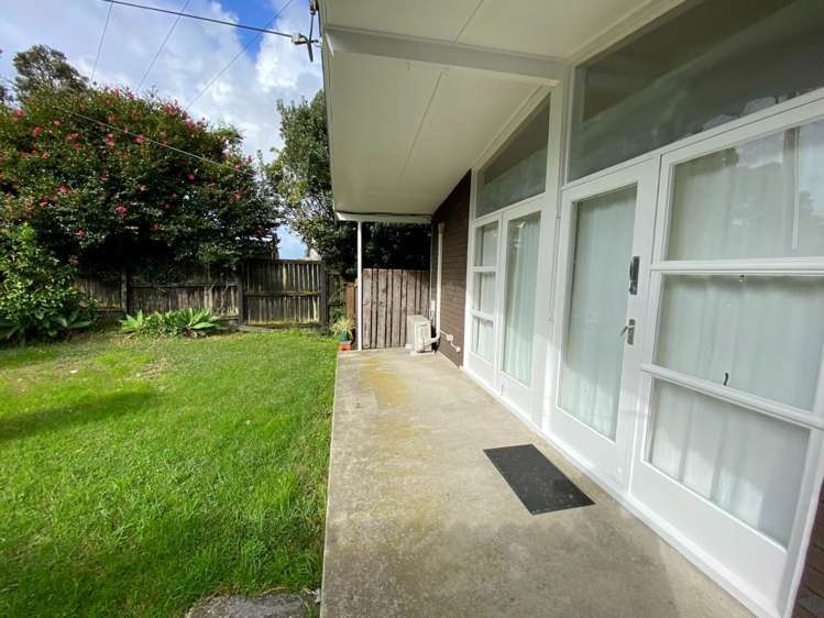 1/40 Edgeworth Road Glenfield_1