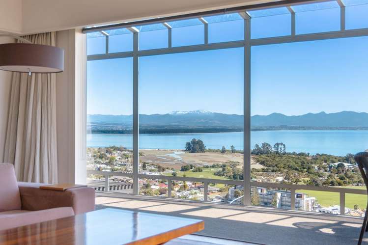 61 and 63 Stansell Avenue Tahunanui_10