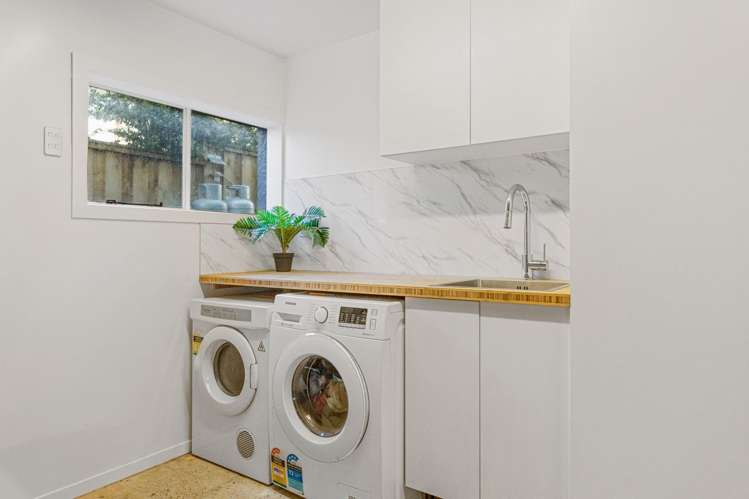 96 Gilkison Street Halfway Bush_31