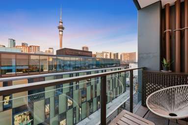 1003/6 Dock Street_2
