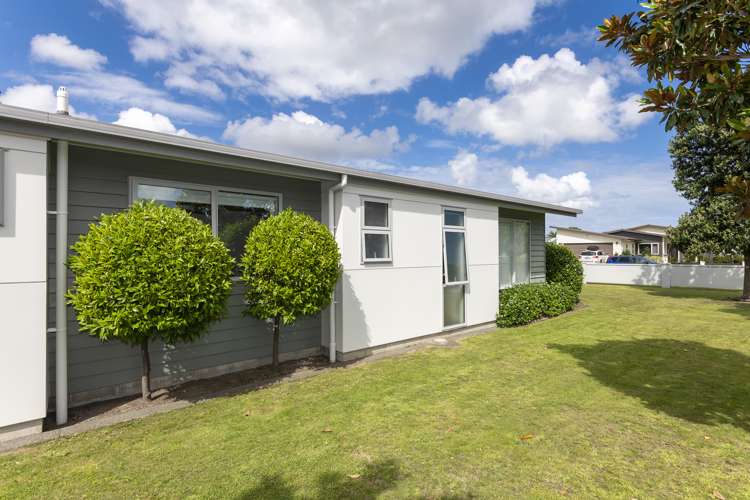 2 Fisher Place Lytton West_24