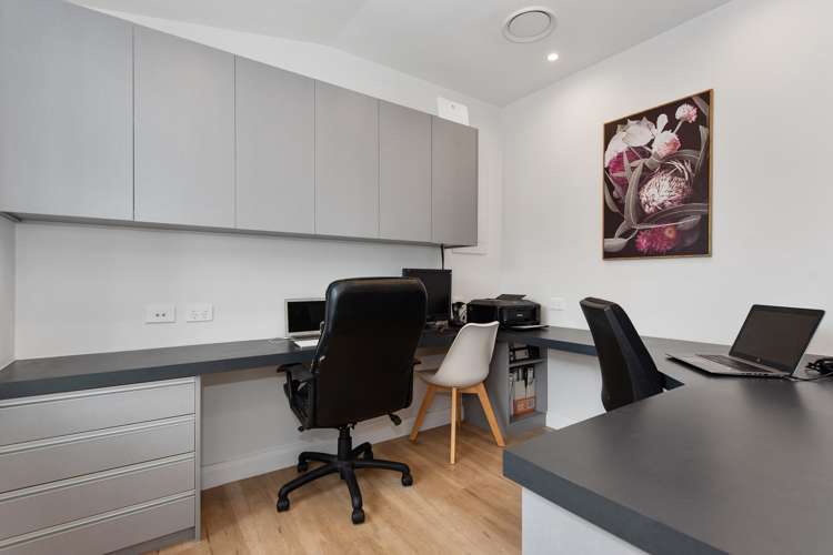 900 River Road Queenwood_15