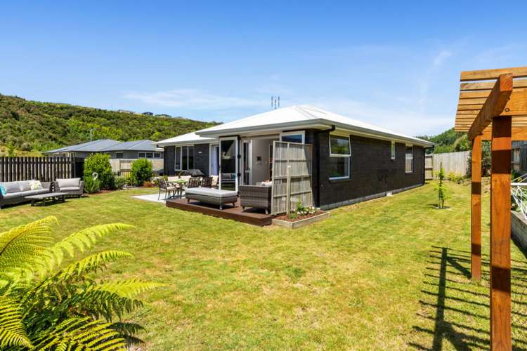 286 Lakes Boulevard Pyes Pa_15