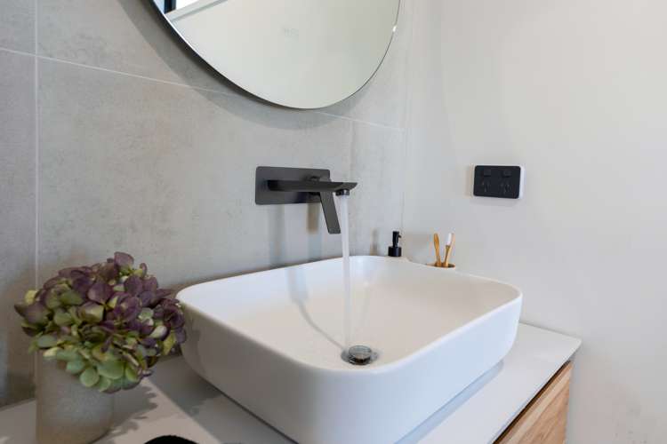 11 Holcombrooke Lane Welcome Bay_23