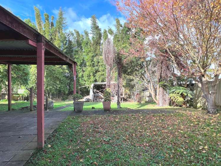 14 Sylvan Crescent Te Atatu South_11