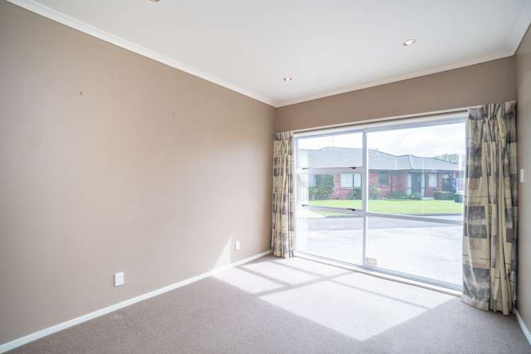 31 Strachan Way Highbury_15