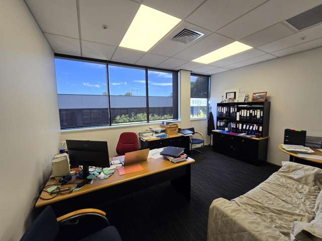 16 Hugo Johnston Drive Penrose_2