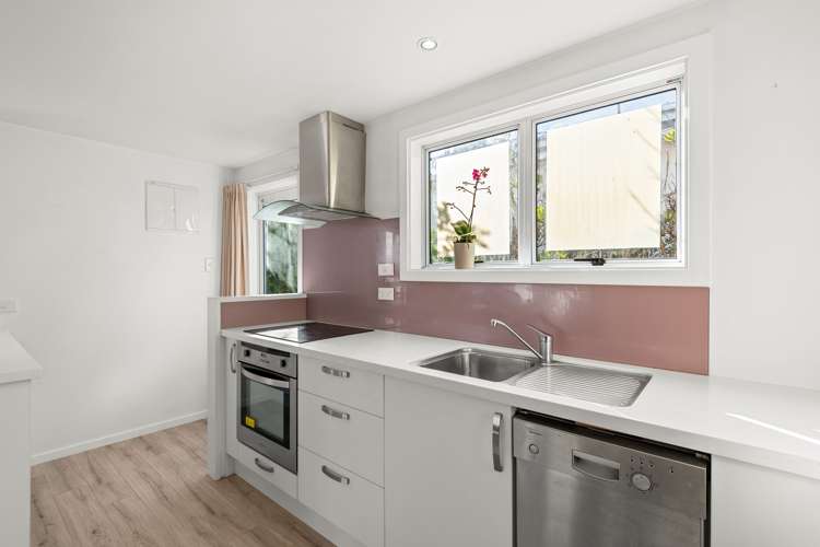 2 Queen Street Brighton_11