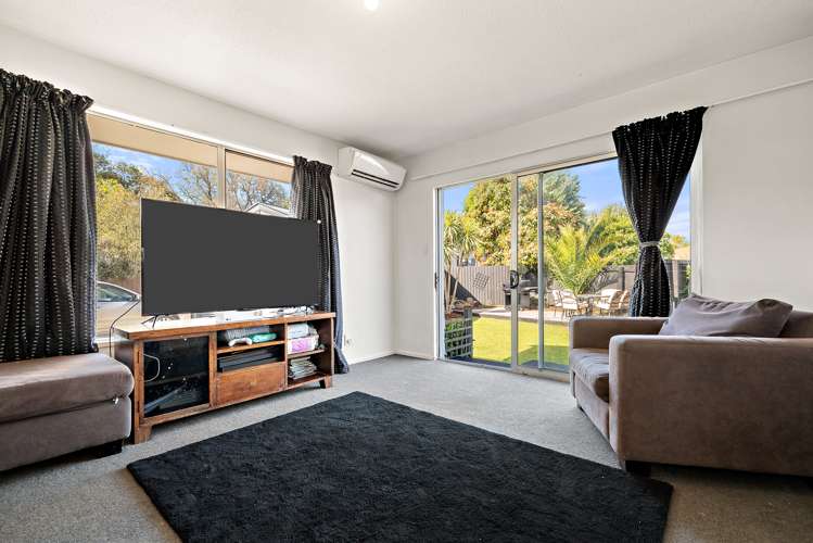 2/50 Valecrest Avenue Parklands_5