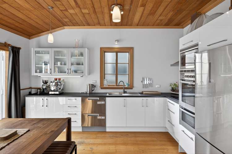 18 Godley Quay Lyttelton_17