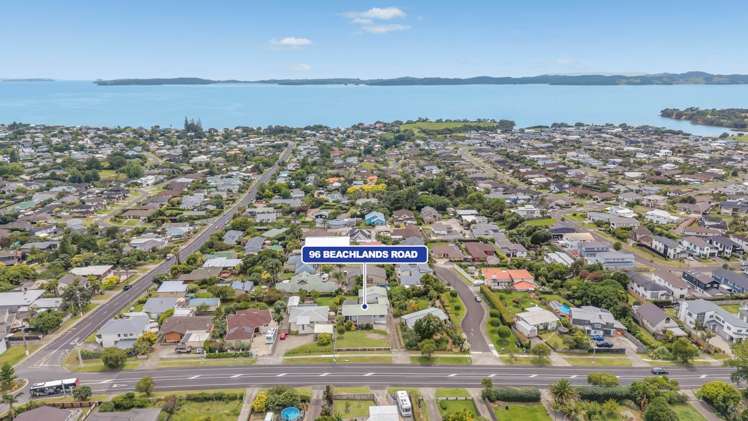 96 Beachlands Road Beachlands_36