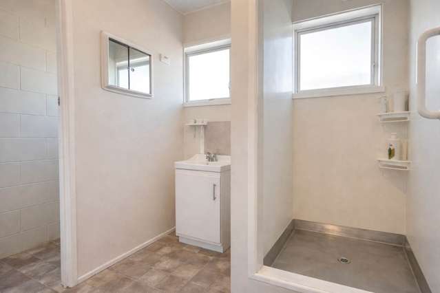 2/13 Koromiko Street New Lynn_4