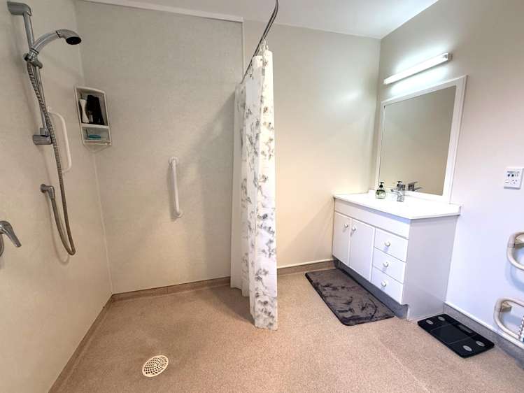 A/103 Clyde Street Balclutha_9