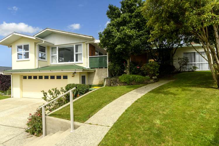 24 Highfield Crescent Brookfield_0