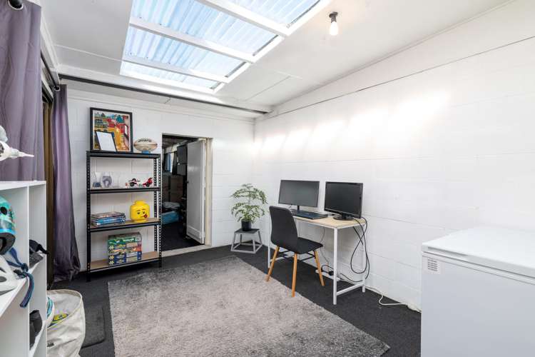 19 Inwoods Road Parklands_13