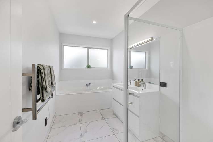 43 Sunline Avenue Lincoln_23