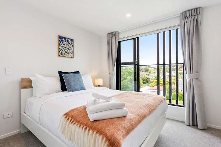 11/32 Karori Crescent Orakei_9