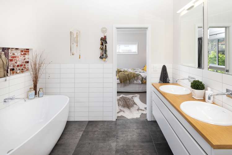 172 Mellons Bay Road Mellons Bay_13