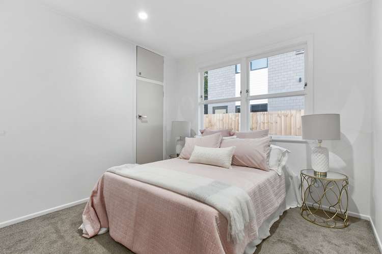 82b Vodanovich Road Te Atatu South_7