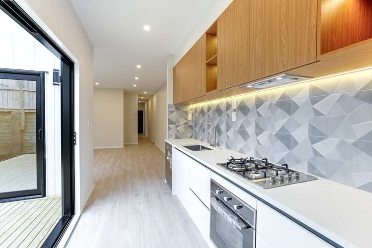 17 Horokaka Street Massey_12