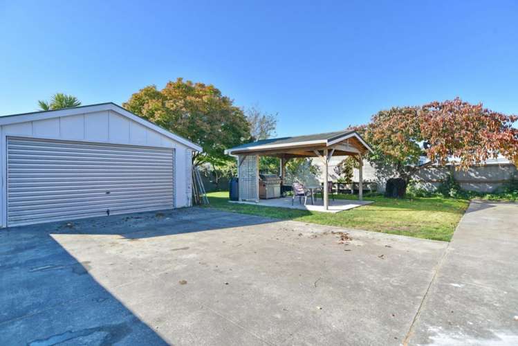 13 Lyndhurst Crescent Aranui_4