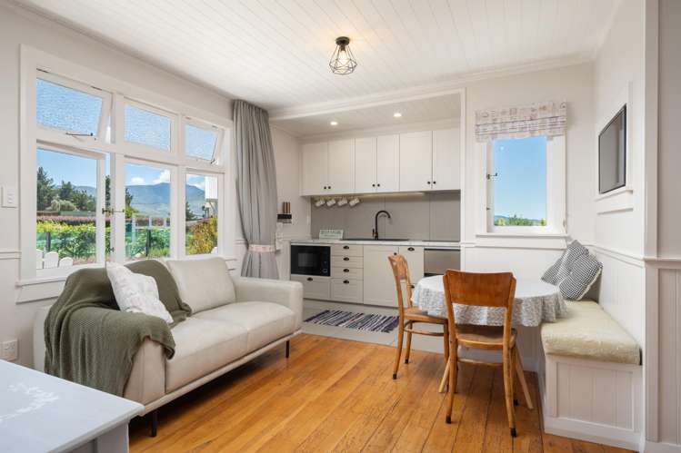 25 Bay End Rarangi_31