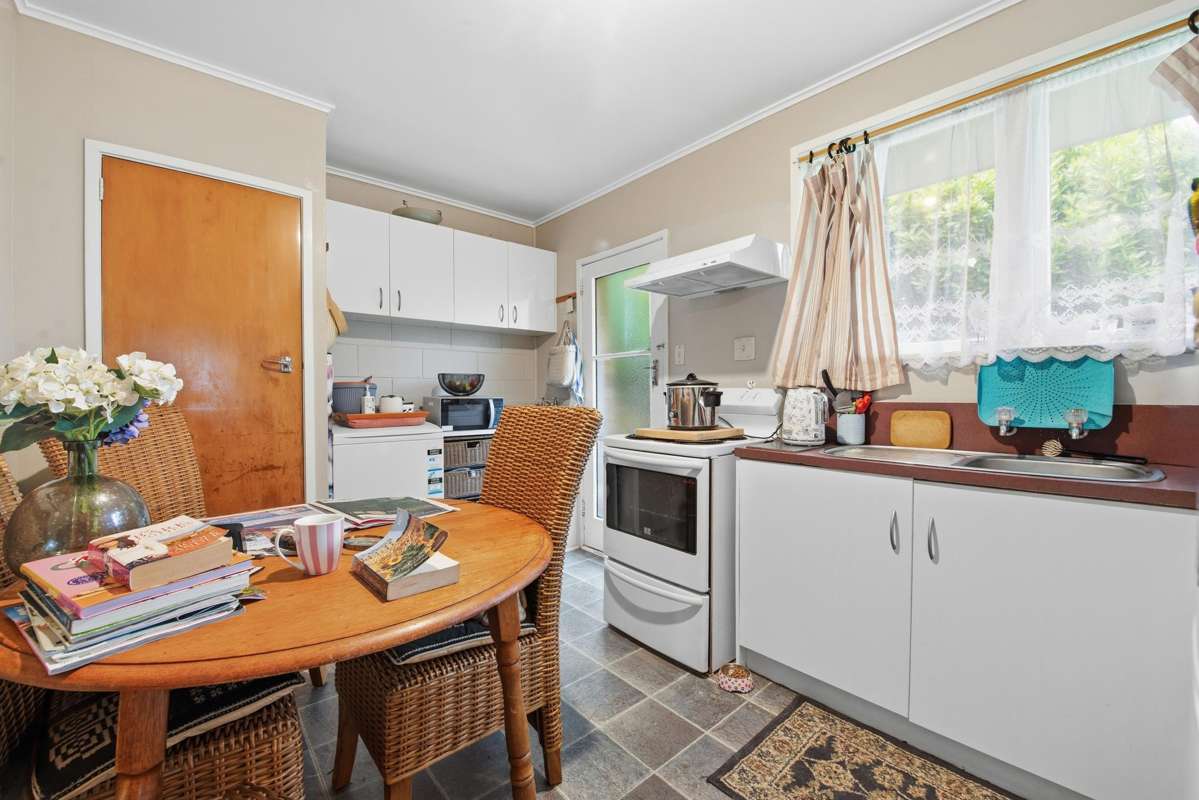 10A and 10B Trent Place_1