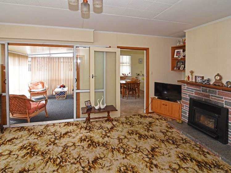 51 Intermediate Street Solway_8