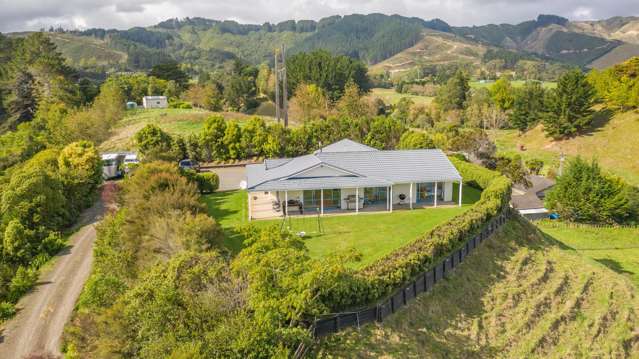 Country living on 6503m2