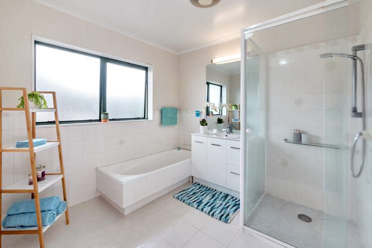 20 Gairloch Place Wattle Downs_14