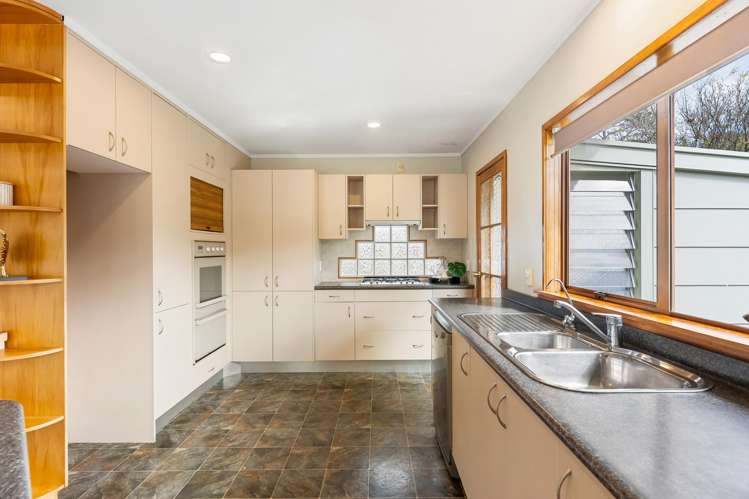 14 Sunkist Bay Road Beachlands_6