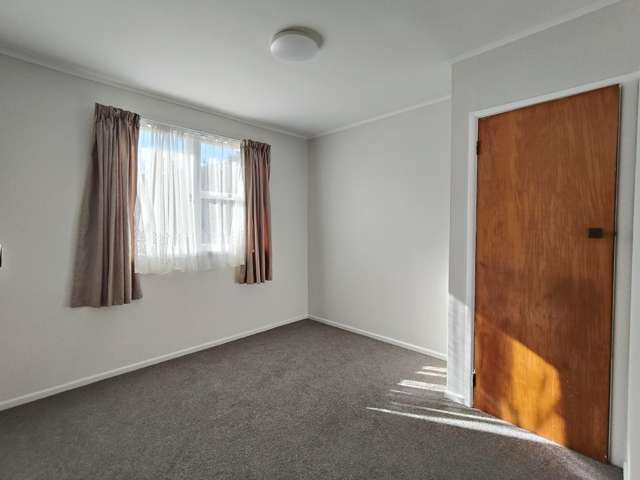 25 Silverstream Road 11600_3