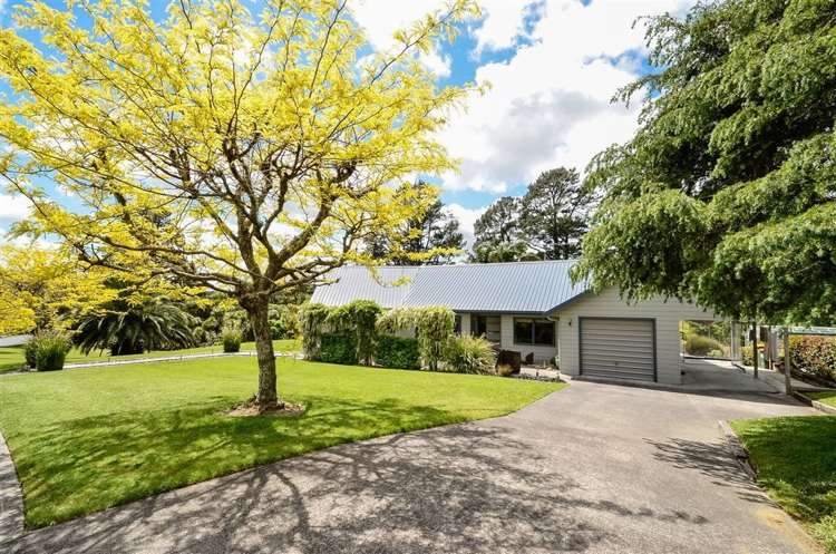 1 Cloverfields Drive Waimauku_35