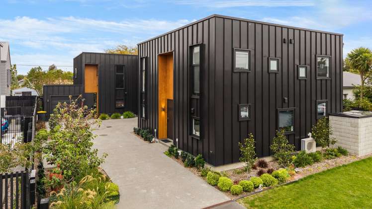 2/12 Hume Street Sydenham_23