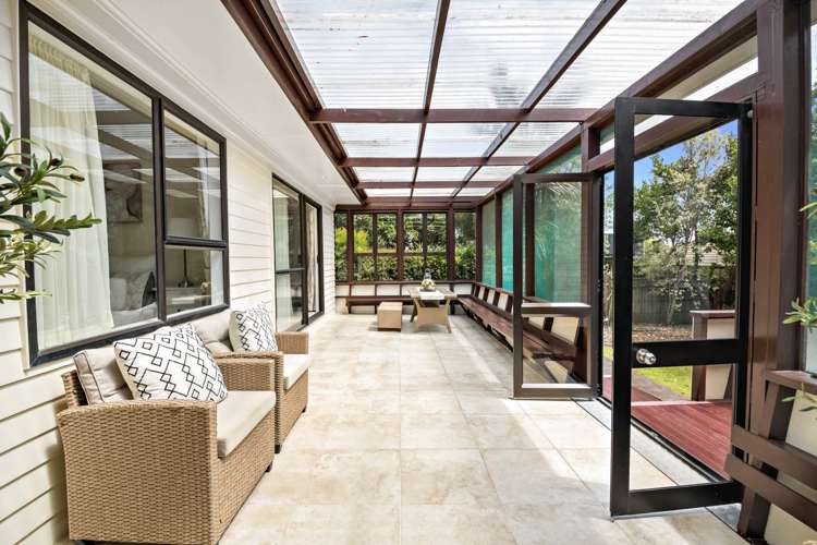 202 Royal Road Massey_19