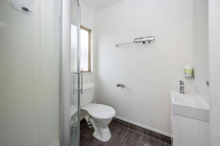 5A Inverness Avenue Hamilton East_18