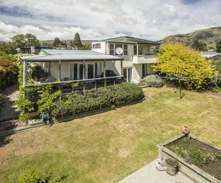 149 Warren Street Wanaka_2