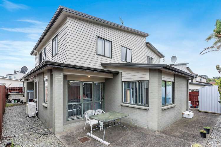 63 Mandival Avenue Flat Bush_14