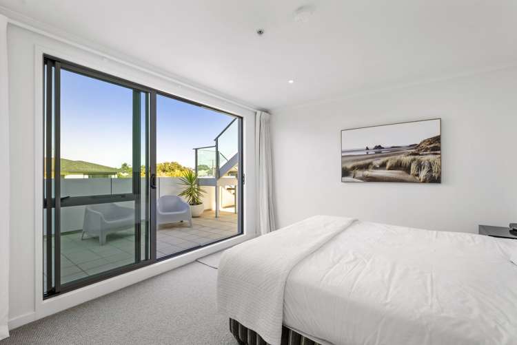 312/136 Marine Parade Mt Maunganui_10