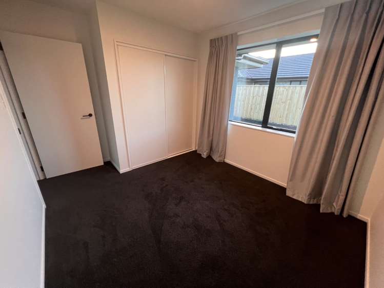 13 Sandhill Drive 11103_10