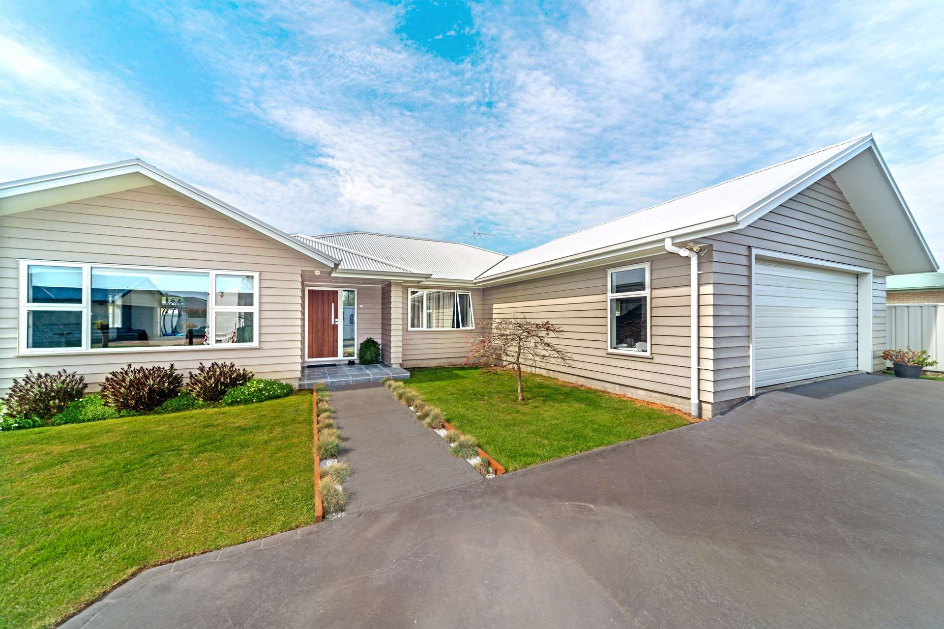 25 Pohutukawa Grove Lytton West_0