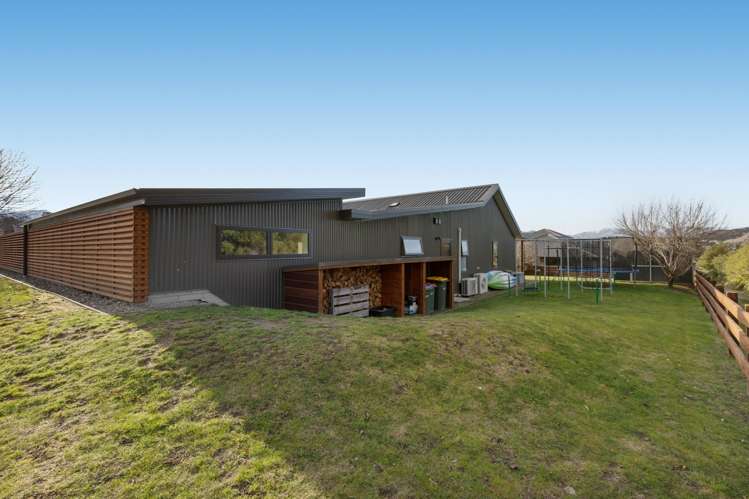 2 Percy Lane Wanaka_25
