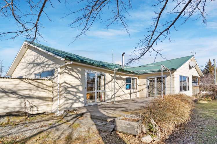 20 Godley Street Twizel_3